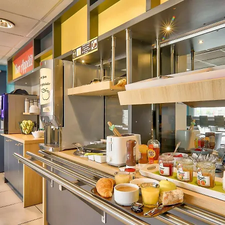 Otel Clermont-ferrand Sud 2*