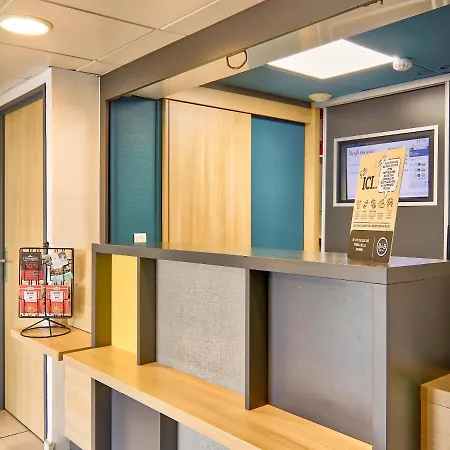 Otel Clermont-ferrand Sud 2*
