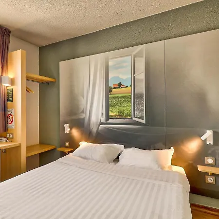 Otel Clermont-ferrand Sud 2*