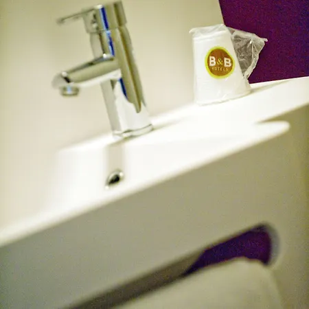 Clermont-ferrand Sud Otel 2*