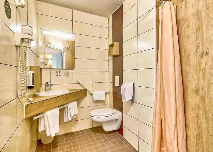 Clermont-ferrand Sud 2*